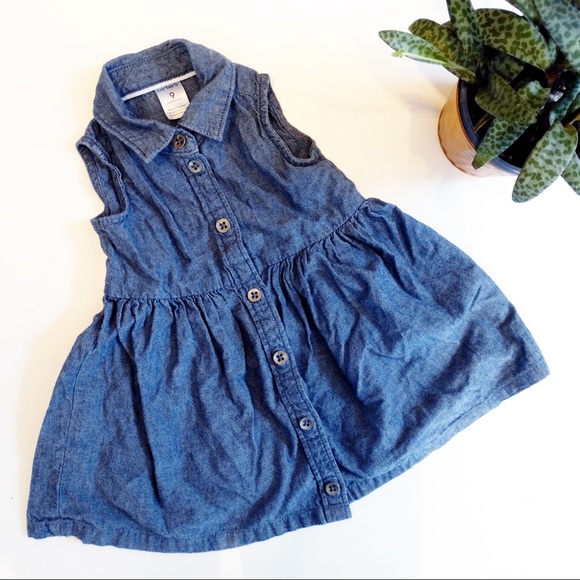 Sleeveless denim dress ๐ - Picture 1 of 2